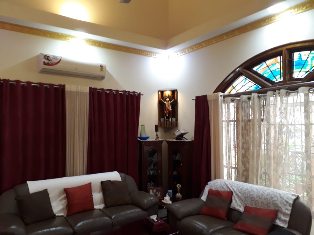 Fully furnished 2600 sqft House for Sale