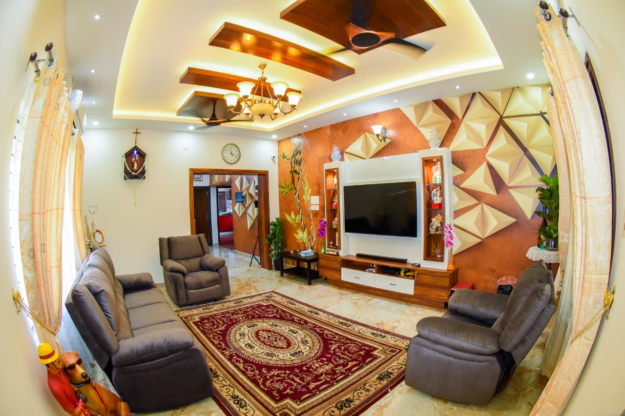 Fully furnished 2600 sqft, independent  house