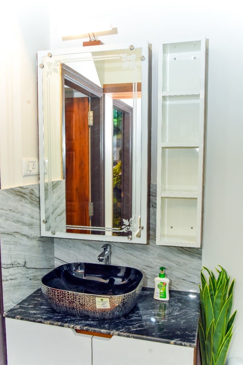 Fully furnished 2600 sqft, independent  house